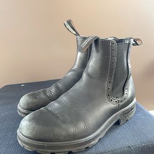 Blundstones